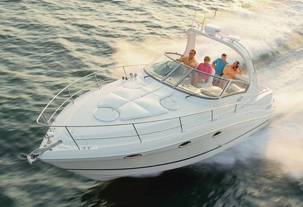 318 Vista underway — factory brochure